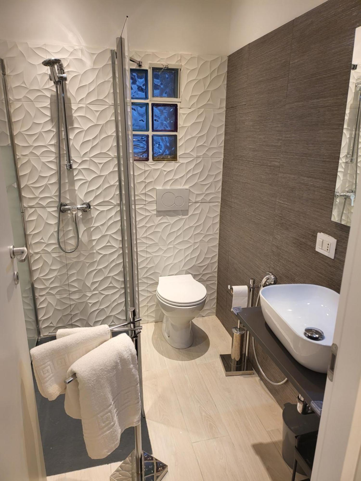 Vatican Tolemaide 2 2 Bagni Rom